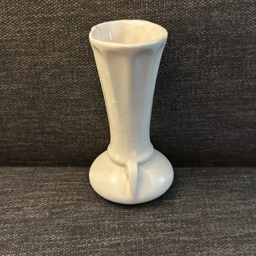 Lot of two miniature vintage vases. One marked Restoration Hardware - Haggar - Picture 2 of 7